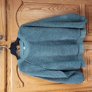 EUC Old Navy Sherpa sweatshirt